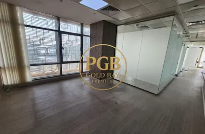 Office Space - Studio - 6 Bathrooms for rent in Marina Tower 02 - Marina District - Lusail