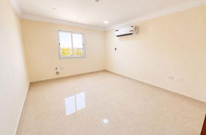 Penthouse - 1 - 1 for rent in Salwa Road - Al Aziziyah - Doha