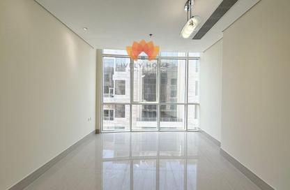Apartment - 2 Bedrooms - 2 Bathrooms for rent in Marina Residences 195 - Marina District - Lusail