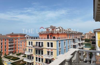 Apartment - 2 Bedrooms - 3 Bathrooms for rent in Carnaval - Qanat Quartier - The Pearl Island - Doha