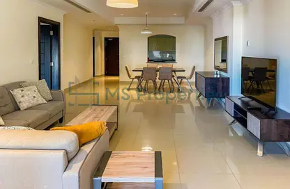 Apartment - 1 Bedroom - 2 Bathrooms for rent in West Porto Drive - Porto Arabia - The Pearl Island - Doha