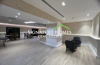 Apartment - 1 - 2 for sale in West Porto Drive - Porto Arabia - The Pearl Island - Doha