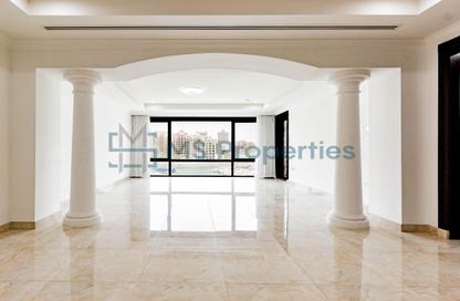 Townhouse - 2 Bedrooms - 3 Bathrooms for rent in East Porto Drive - Porto Arabia - The Pearl Island - Doha