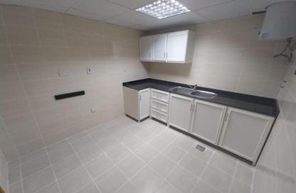 Apartment - 2 Bedrooms - 2 Bathrooms for rent in Al Mansoura - Al Mansoura - Doha