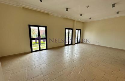 Apartment - 3 Bedrooms - 3 Bathrooms for rent in Carnaval - Qanat Quartier - The Pearl Island - Doha