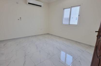 Apartment - 2 Bedrooms - 1 Bathroom for rent in Old Airport Road - Old Airport Road - Doha