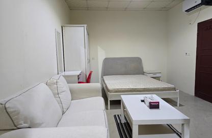 Apartment - Studio - 1 Bathroom for rent in Onaiza Street - Diplomatic Area - Doha Apartment - Studio - 1 Bathroom for rent in Onaiza Street - Diplomatic Area - Doha