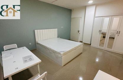 Apartment - Studio - 1 Bathroom for rent in Najma street - Old Airport Road - Doha
