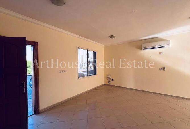 53144933 - Property Image 2