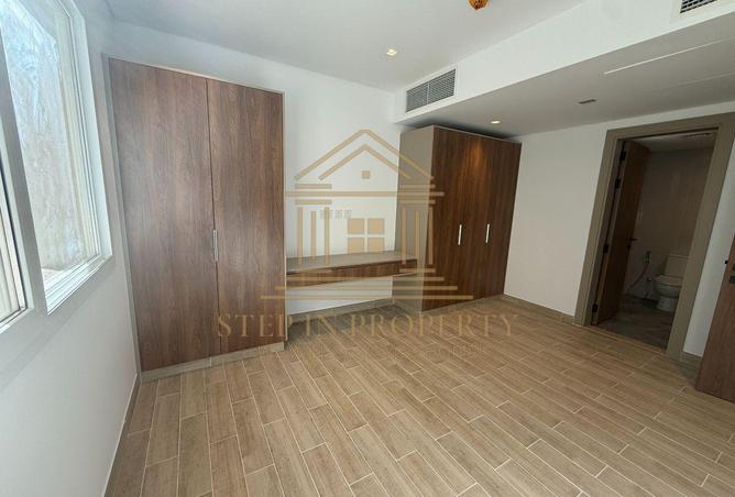 1025852 - Property Image 3