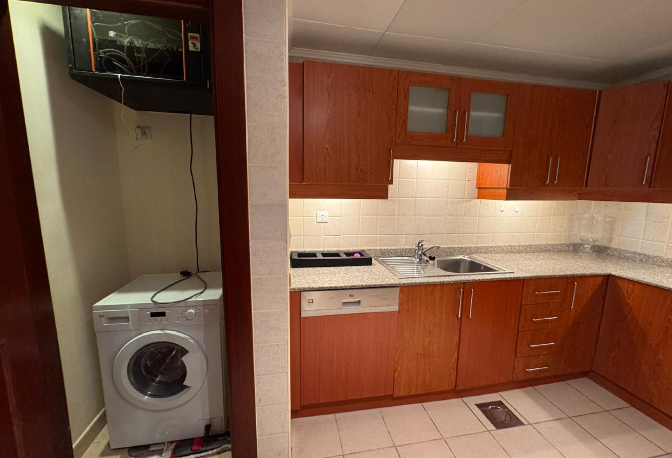 Beatiful 1BHK in Porto Arabia with water view thumbnail 5
