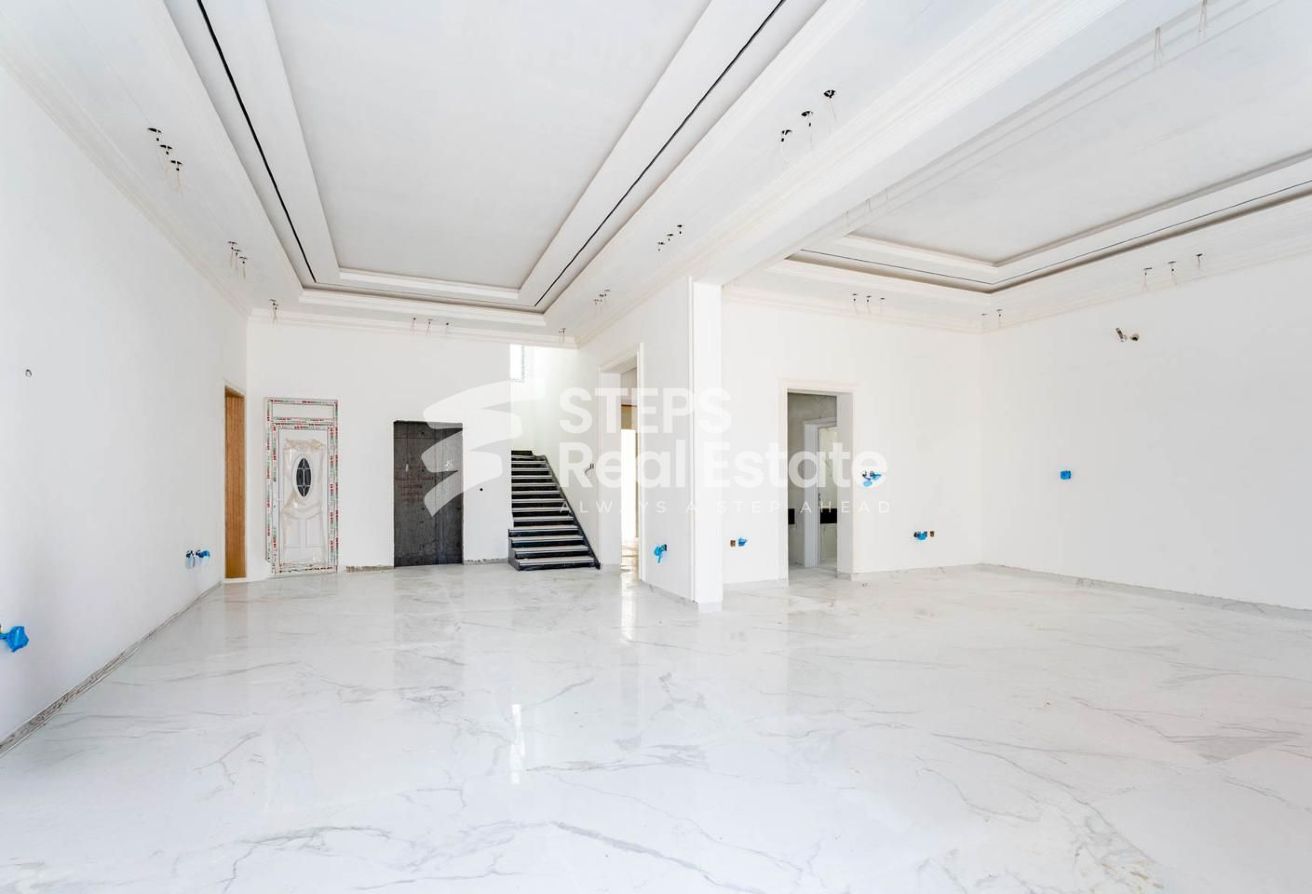 Luxurious Palace in Prime location in Al Wukair