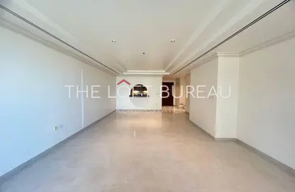Apartment - 1 Bedroom - 2 Bathrooms for rent in East Porto Drive - Porto Arabia - The Pearl Island - Doha
