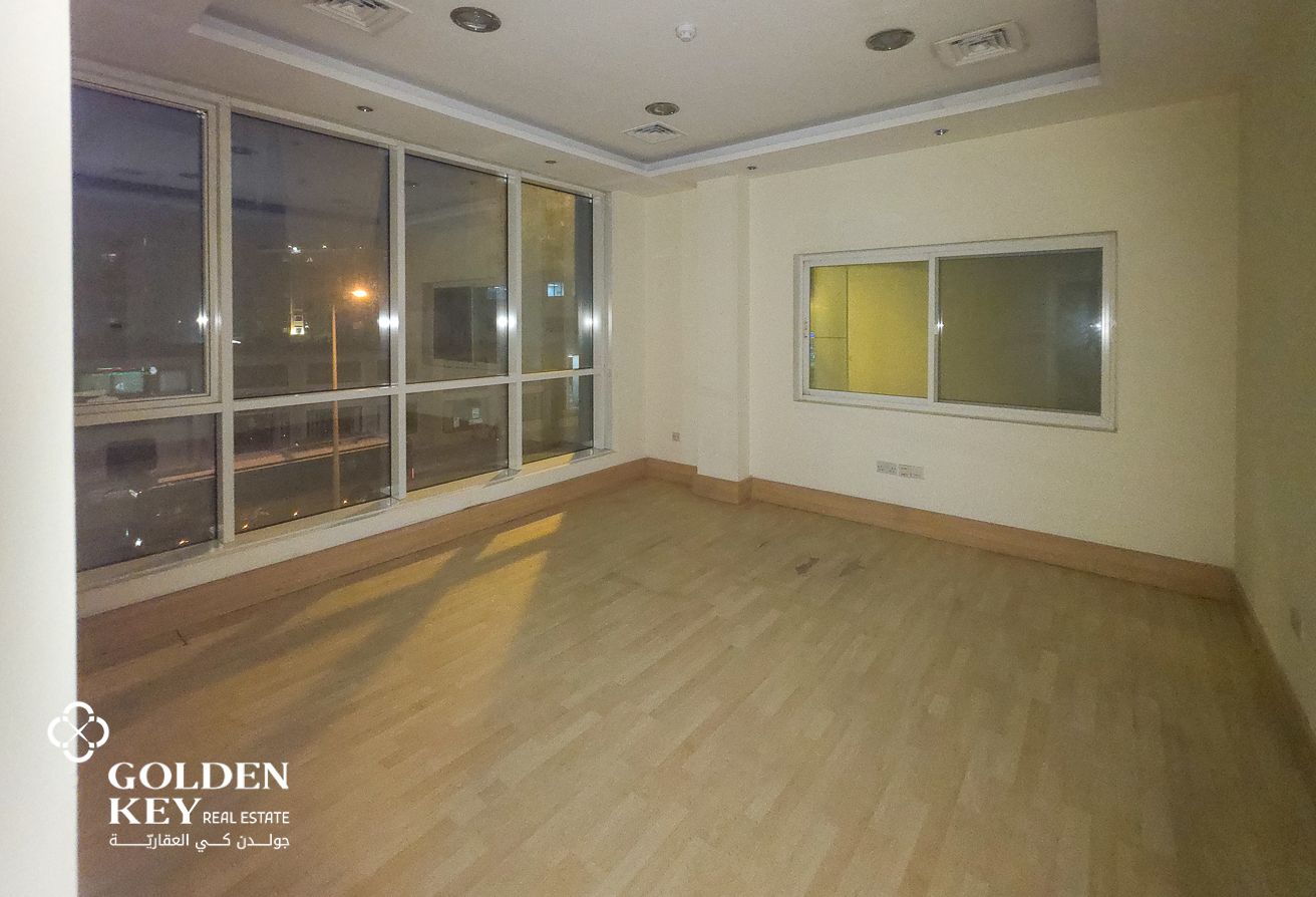 Office Space w/ Glass Partition | 1 Month Free