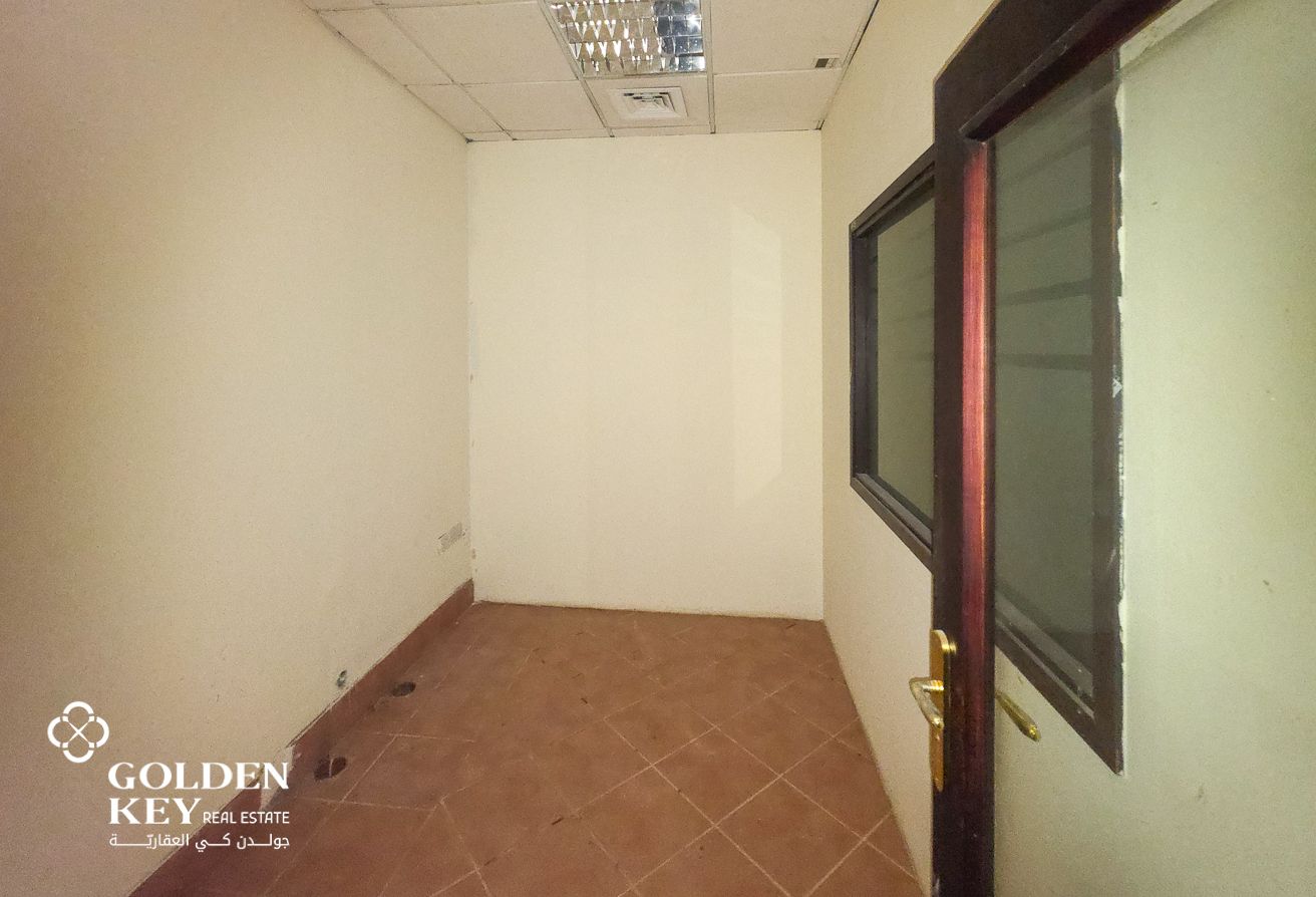 Office Space w/ Glass Partition | 1 Month Free