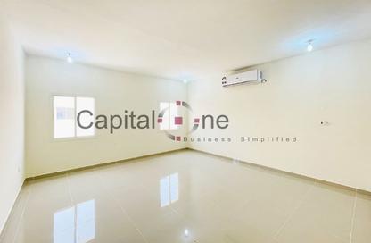 Apartment - 1 Bedroom - 1 Bathroom for rent in Wholesale Market Street - Abu Hamour - Doha