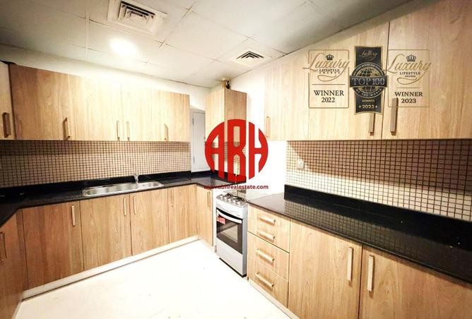 1008677 - Property Image 2