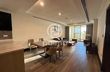 شقة - غرفة نوم - 2 حمامات للايجار في فيفا غرب - فيفا بحرية - جزيرة اللؤلؤة - الدوحة