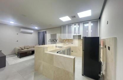 Apartment - 2 Bedrooms - 2 Bathrooms for rent in Kuwari Tower - Al Ghanim - Al Ghanim - Doha