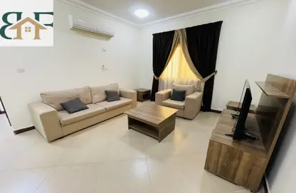 Apartment - 1 Bedroom - 1 Bathroom for rent in Umm Ghwailina Comm - Umm Ghuwalina - Umm Ghuwailina - Doha