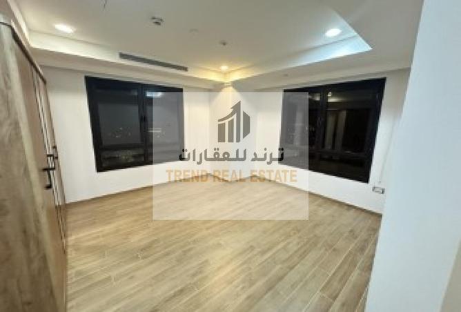 1002048 - Property Image 3