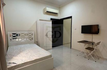 Apartment - Studio - 1 Bathroom for rent in Mamoura 18 - Al Maamoura - Doha