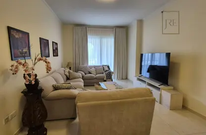 شقة - غرفة نوم - 2 حمامات للايجار في فيفا غرب - فيفا بحرية - جزيرة اللؤلؤة - الدوحة