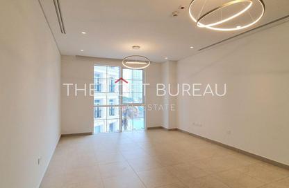 Apartment - 2 Bedrooms - 3 Bathrooms for rent in Floresta Gardens - Floresta Gardens - The Pearl Island - Doha