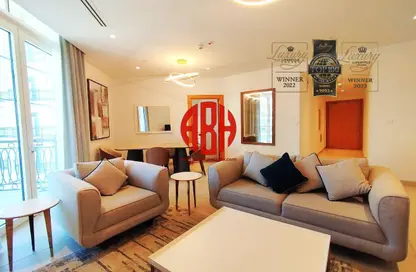 شقة - 2 غرف نوم - 3 حمامات للايجار في حدائق فلورستا - حدائق فلورستا - جزيرة اللؤلؤة - الدوحة