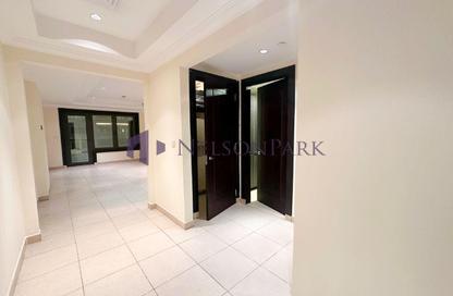 Apartment - 1 Bedroom - 2 Bathrooms for rent in East Porto Drive - Porto Arabia - The Pearl Island - Doha