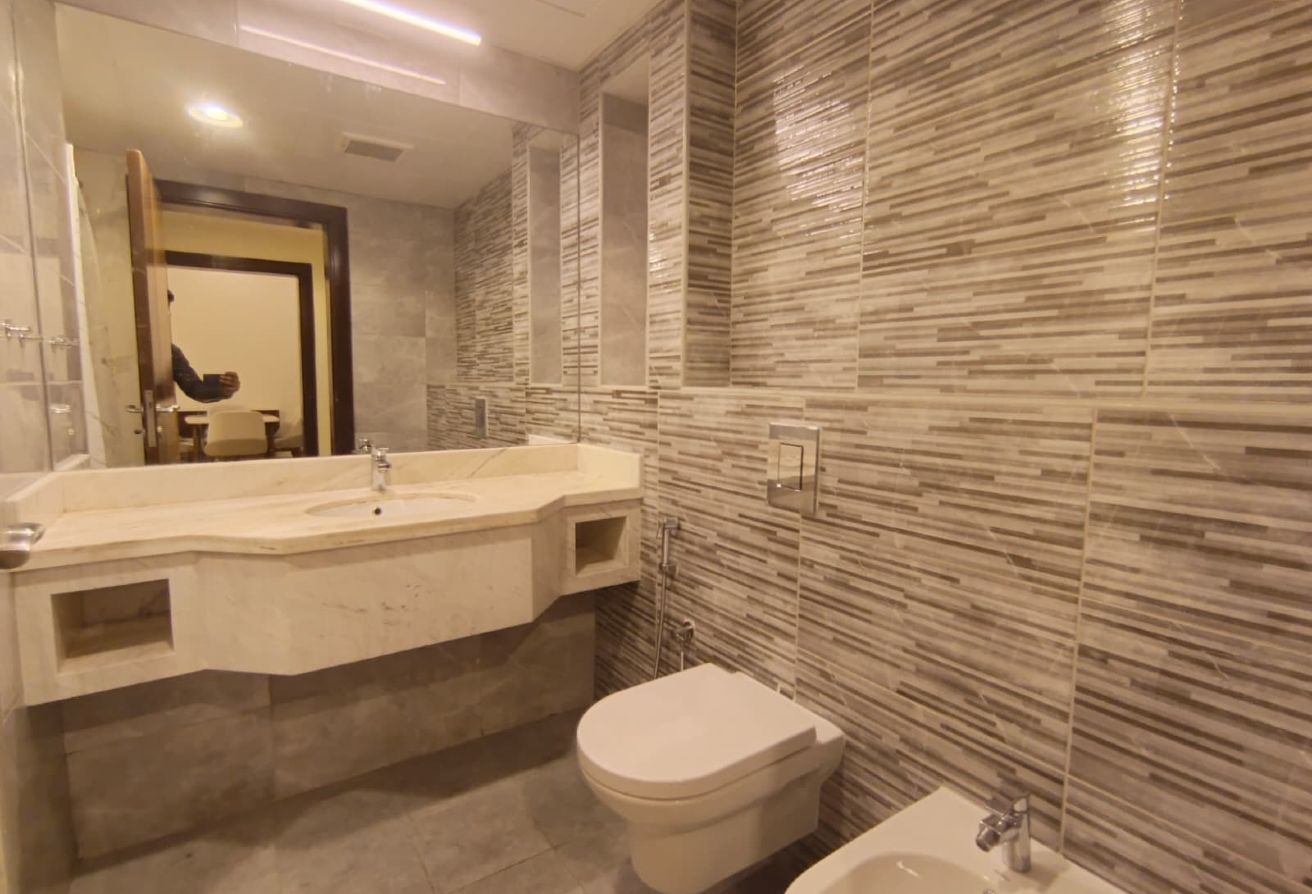 SPACIOUS 1BHK | FOX HILLS SOUTH | 6500 EXCL BILLS thumbnail 12