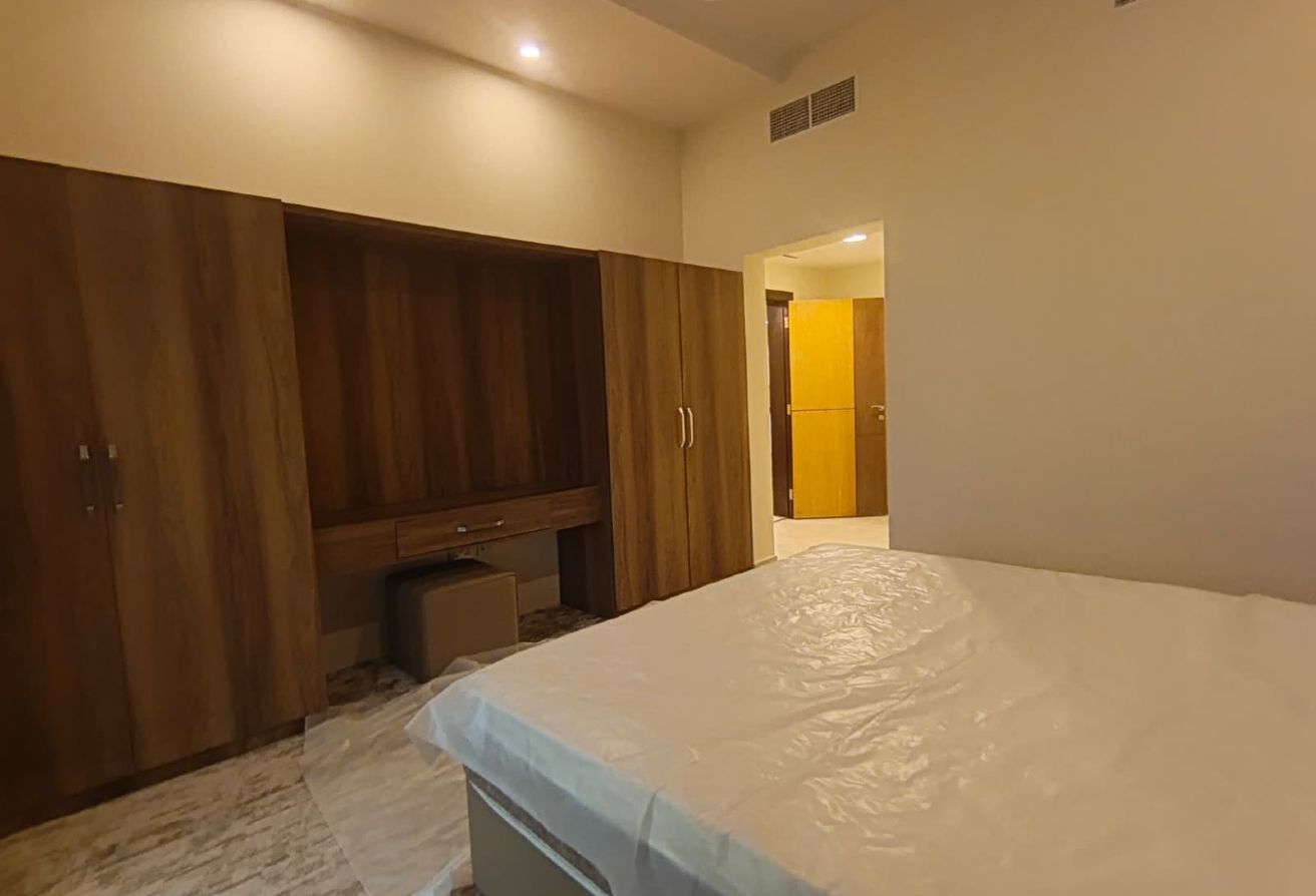 SPACIOUS 1BHK | FOX HILLS SOUTH | 6500 EXCL BILLS thumbnail 5