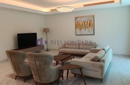 Villa - 5 Bedrooms - 6 Bathrooms for rent in Floresta Gardens - Floresta Gardens - The Pearl Island - Doha Villa - 5 Bedrooms - 6 Bathrooms for rent in Floresta Gardens - Floresta Gardens - The Pearl Island - Doha
