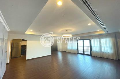 Apartment - 3 Bedrooms - 4 Bathrooms for sale in East Porto Drive - Porto Arabia - The Pearl Island - Doha