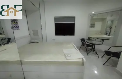 Apartment - Studio - 1 Bathroom for rent in Umm Ghwailina Comm - Umm Ghuwalina - Umm Ghuwailina - Doha