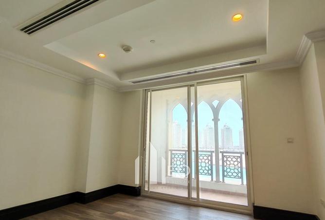 53572052 - Property Image 3