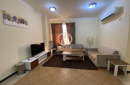Apartment - 2 Bedrooms - 3 Bathrooms for rent in Musheireb Apartments - Musheireb - Doha