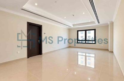 Apartment - 1 - 2 for rent in East Porto Drive - Porto Arabia - The Pearl Island - Doha