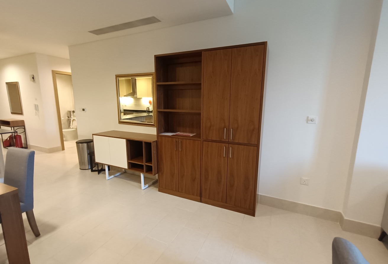 Luxury 1Bedroom + Office | Bills Included thumbnail 10
