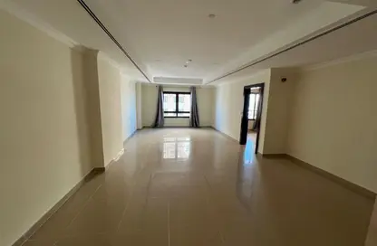 Apartment - 1 Bedroom - 2 Bathrooms for rent in Porto Arabia - The Pearl Island - Doha Apartment - 1 Bedroom - 2 Bathrooms for rent in Porto Arabia - The Pearl Island - Doha