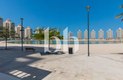 Apartment - 2 Bedrooms - 3 Bathrooms for rent in Viva West - Viva Bahriyah - The Pearl Island - Doha