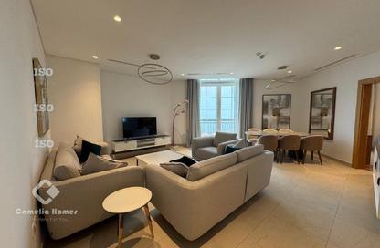 Apartment - 2 Bedrooms - 3 Bathrooms for rent in Floresta Gardens - Floresta Gardens - The Pearl Island - Doha