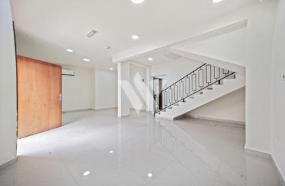 مجمع سكني - 5 غرف نوم - 4 حمامات للايجار في شارع  بو هامو - أبو هامور - الدوحة