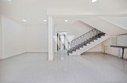 مجمع سكني - 5 غرف نوم - 4 حمامات للايجار في شارع  بو هامو - أبو هامور - الدوحة