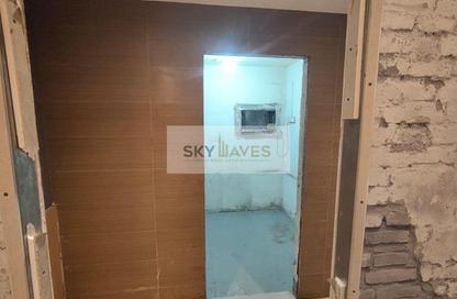 Retail - Studio - 1 Bathroom for rent in Al Aziziyah - Doha