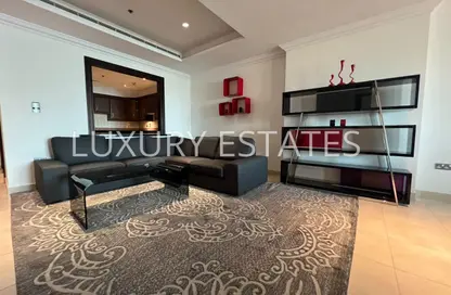 Apartment - 1 Bedroom - 2 Bathrooms for rent in East Porto Drive - Porto Arabia - The Pearl Island - Doha