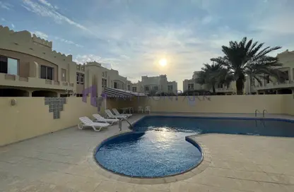 Villa - 4 Bedrooms - 3 Bathrooms for rent in Izghawa - Izghawa - Doha