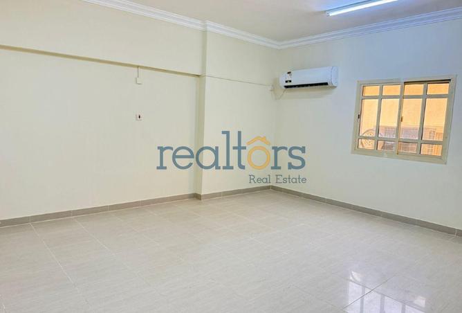 1028877 - Property Image 3