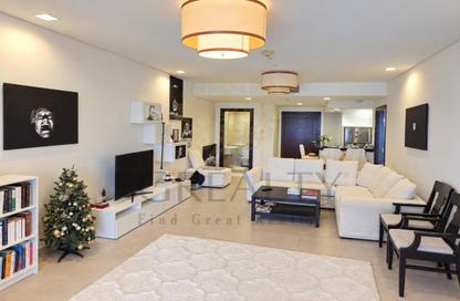 Apartment - 1 - 2 for sale in Viva West - Viva Bahriyah - The Pearl Island - Doha
