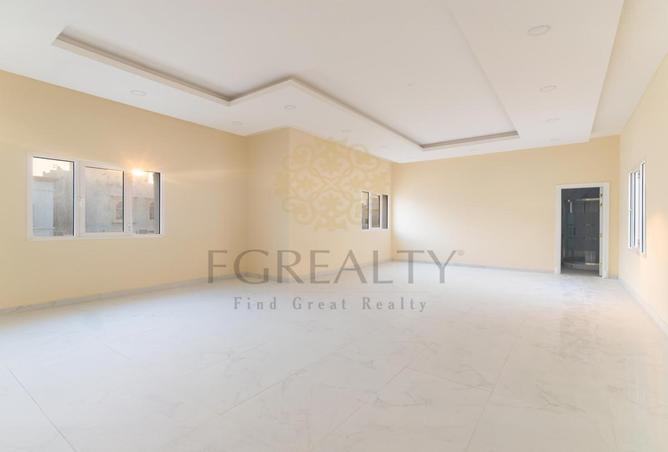 1022543 - Property Image 3